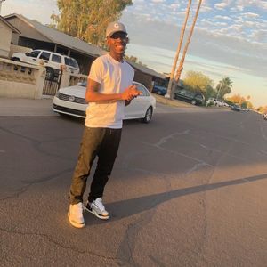 Meet your Posher, Robert